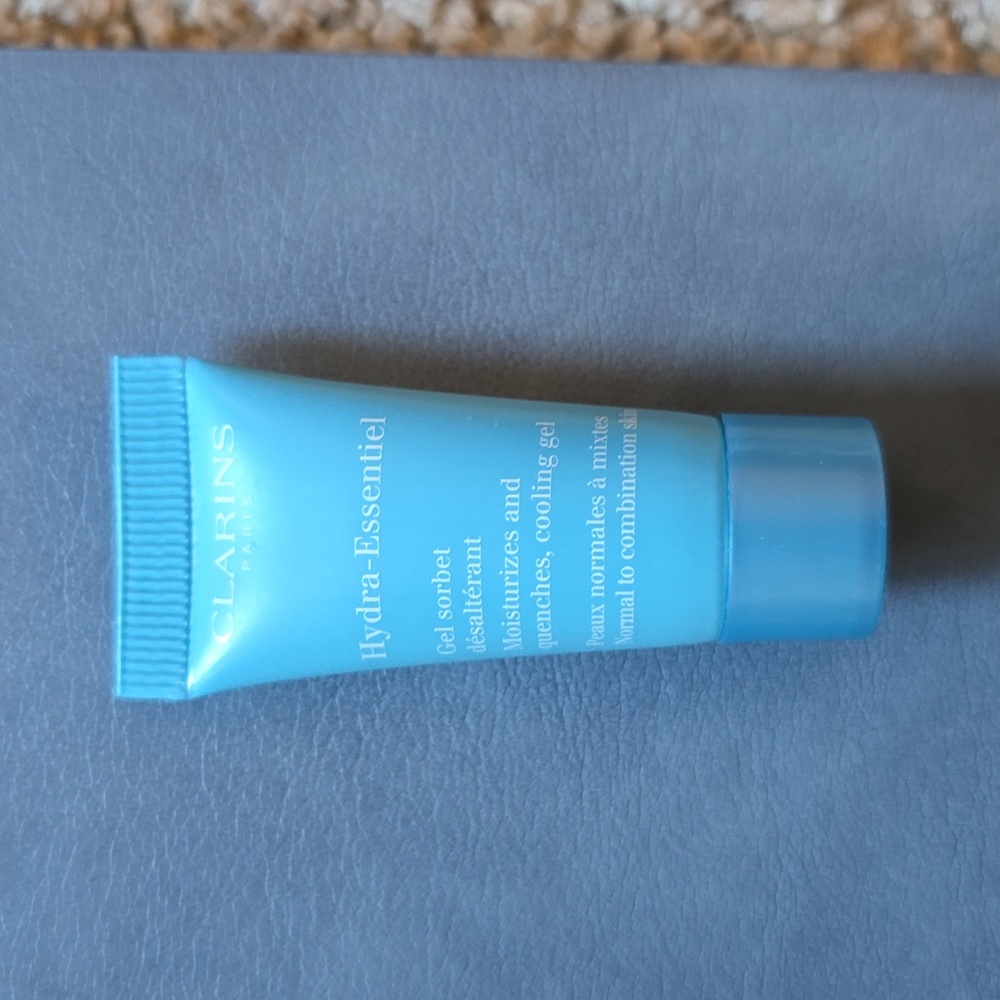 NWT Clarins Hydra-Essentiel Gel Sorbet